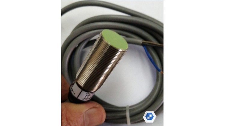 NPN-NO-3 Telli M18 İndüktif sensör."Kablolu" 5mm