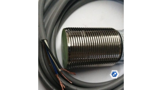 NPN-NC+NO-4 Telli M30 İndüktif sensör."Konnektörlü" 10mm NPN-NC+NO-4 Telli M30 İndüktif sensör."Konnektörlü" 10mm